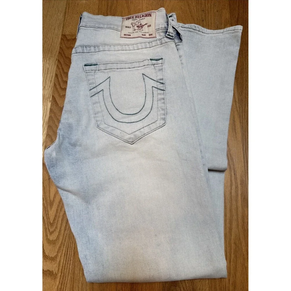 True Religion Ricky Jeans Men's 34XL33 Light Blue Relaxed Straight Leg